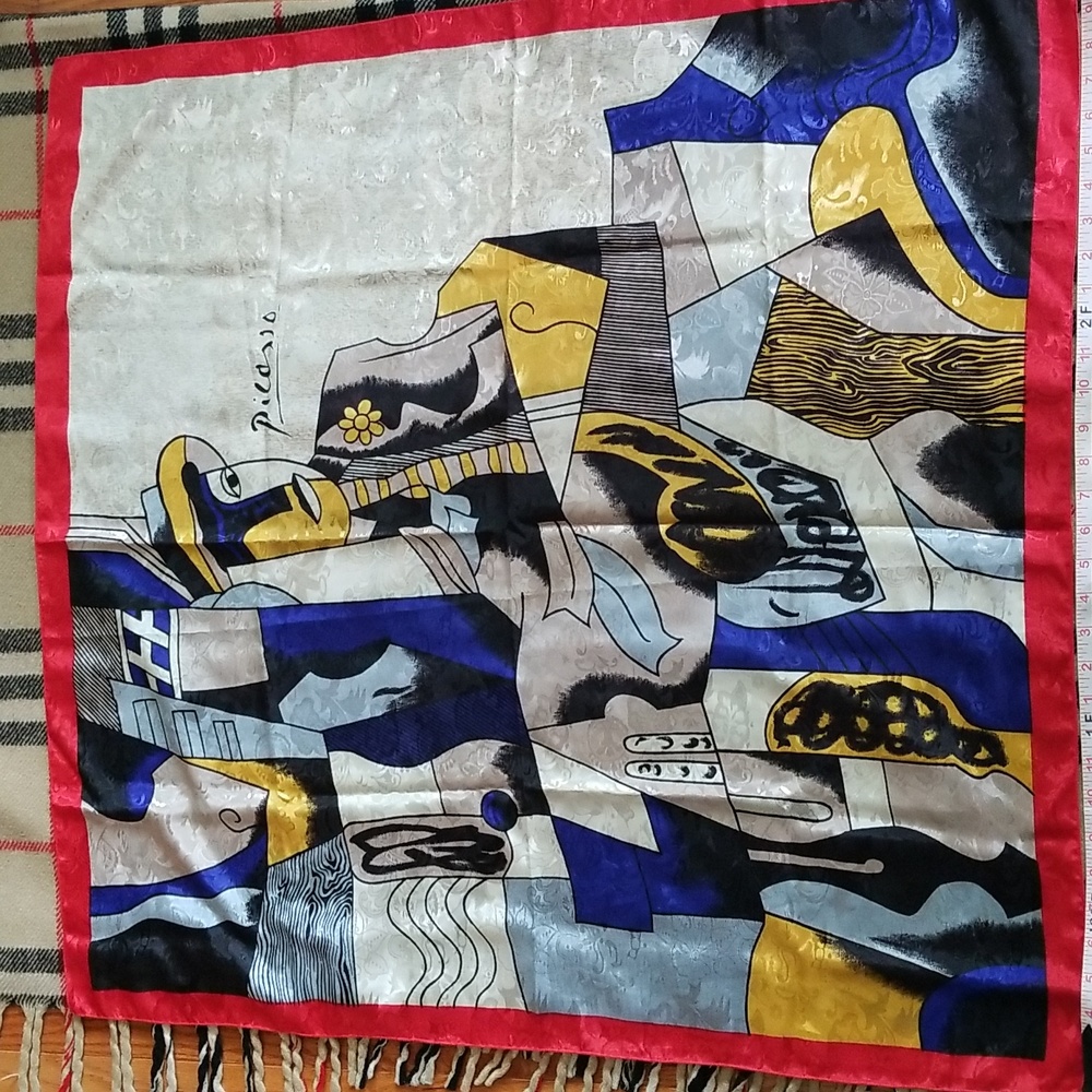 SCARF - Picture 3 of 4